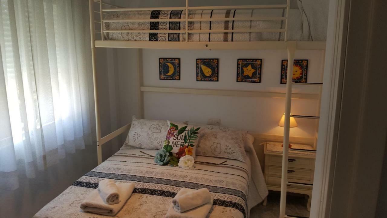 Apartamento Vinuela フエンヒロラ エクステリア 写真